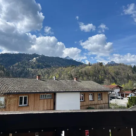 Olympiablick - Bergpanorama Apartment *