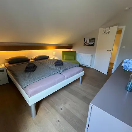 Olympiablick - Bergpanorama Apartment *