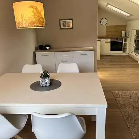 Olympiablick - Bergpanorama Apartment *